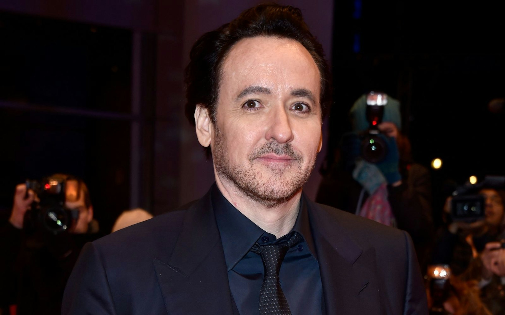 In den 80ern dank „Class“ und „Stand by Me“ ein hoffnungsvolles Nachwuchstalent, in den 90er-Jahren ein Hollywoodstar: John Cusack spielte Hauptrollen in Woody Allens „Bullets Over Broadway“, Spike Jonzes „Being John Malkovich“ und der Nick-Hornby-Verfilmung „High Fidelity“. (Bild: Pascal Le Segretain/Getty Images)