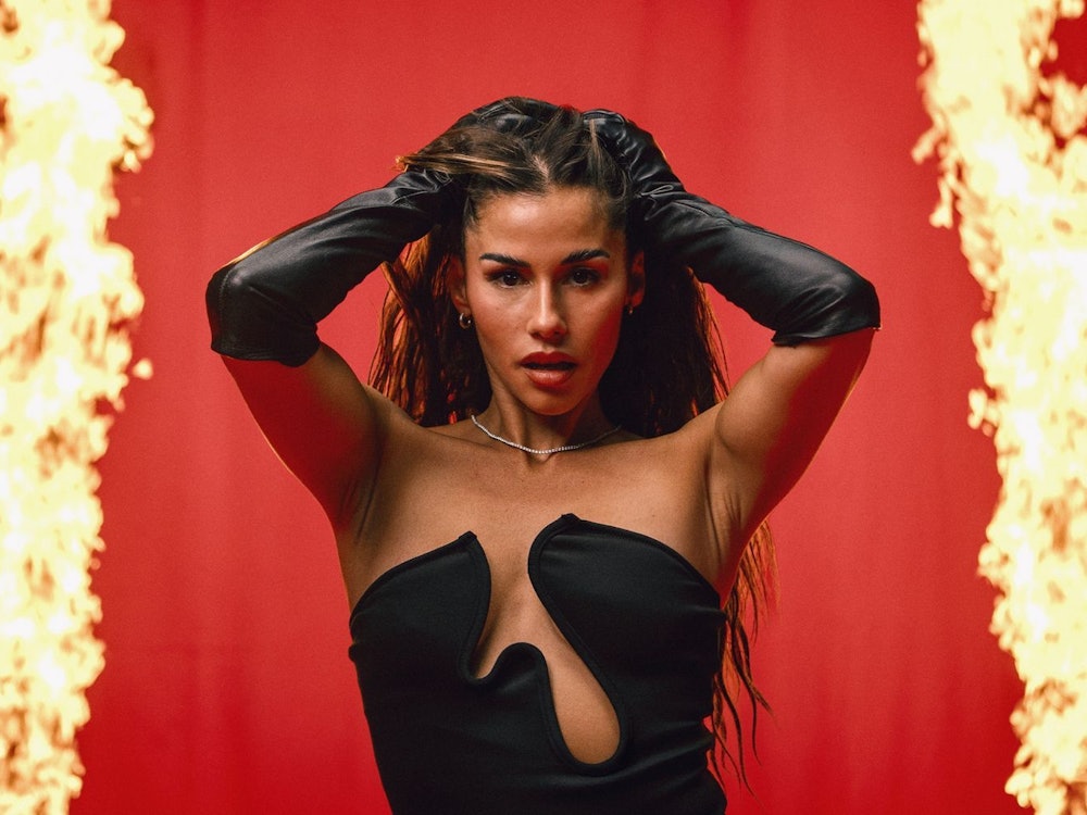 Sarah Engels tritt beim ESC in Wien mit dem Titel „Fire“ an, ihre Chancen auf einen Sieg sind aber gering, wenn man den Wettqouten der Buchmacher trauen mag. (Bild: Daniel Priess)