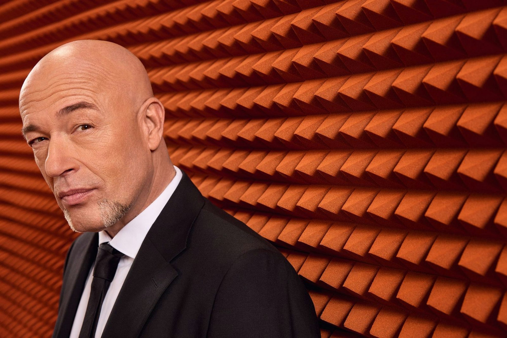 Der Graf von Unheilig outet sich als Skeptiker: „Man kann mit so einem Neubeginn viel kaputtmachen. Die Hinterlassenschaft mit Unheilig hat ja einen gewissen Wert, den ich nicht mit einem glücklosen Comeback verzocken wollte. Ich war mir wirklich nicht ganz sicher, ob es klappt“, sagt er im Interview. (Bild: RTL / Boris Breuer)