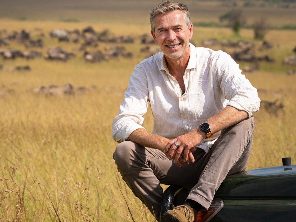 Naturjournalist Dirk Steffens feiert als neues Gesicht der Reihe „Erlebnis Erde“ seine Premiere im Ersten. (Bild: NDR/Oliver Roetz)