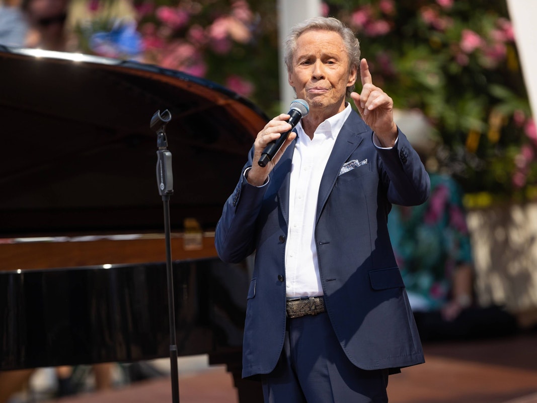 Peter Kraus (hier 2022 im ZDF-„Fernsehgarten“).