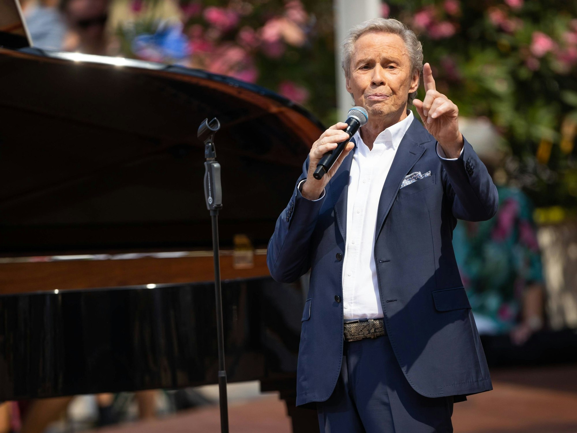 Peter Kraus (hier 2022 im ZDF-„Fernsehgarten“).