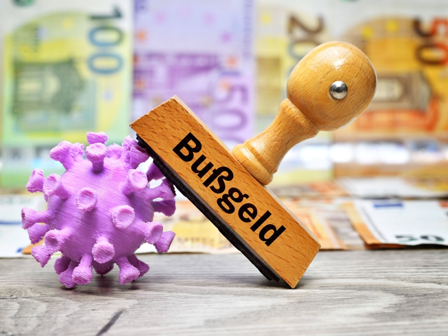 Bußgeldstempel, Coronavirus und Euro-Banknoten