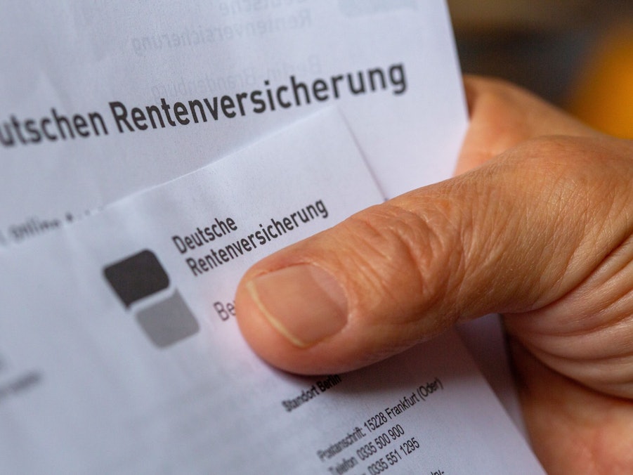 Umfrage: Mehrheit will mehr Einzahler für Rentenversicherung