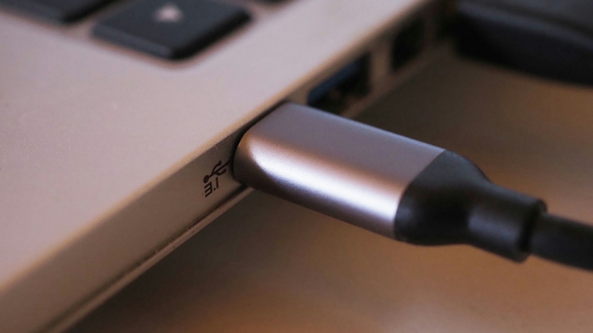 Notebook-Stromanschluss per USB-C