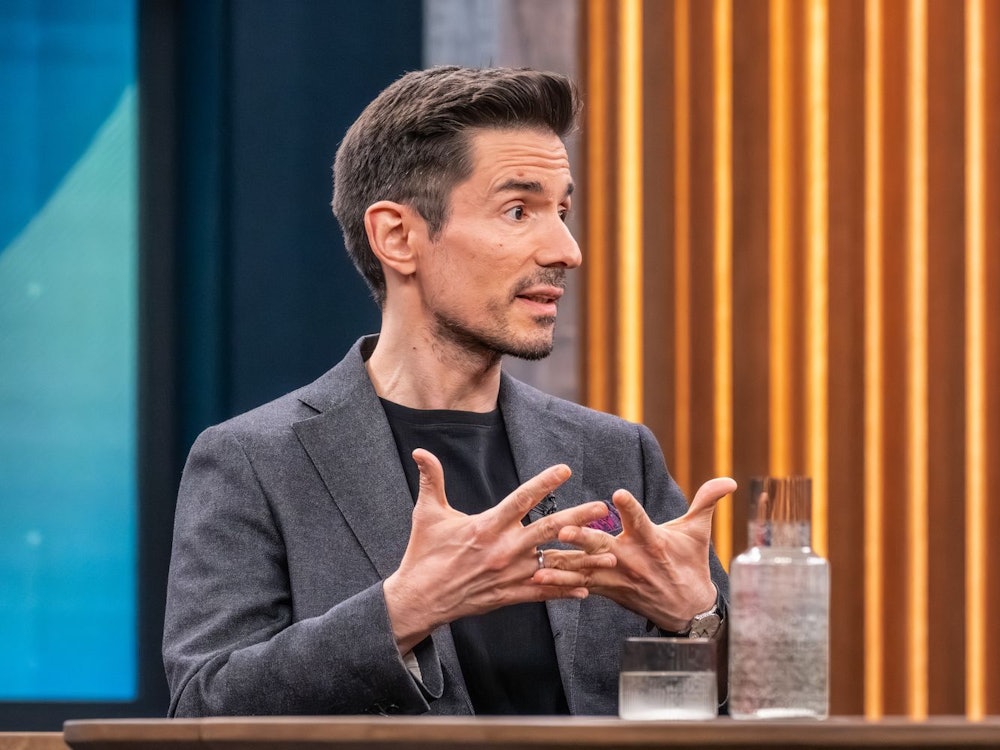 „Das Regime im Iran hat den USA ihre Machtgrenzen gezeigt“, erklärte Journalist Bojan Pancevski. (Bild: ARD / Claudius Pflug)