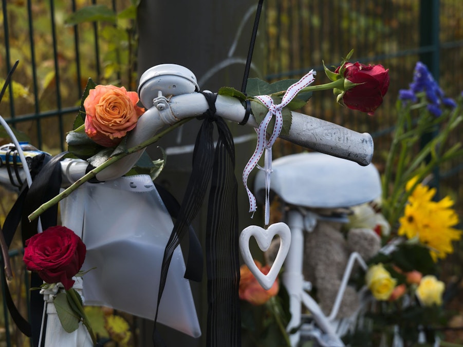 Mahnwache nach tödlichem Fahrradunfall