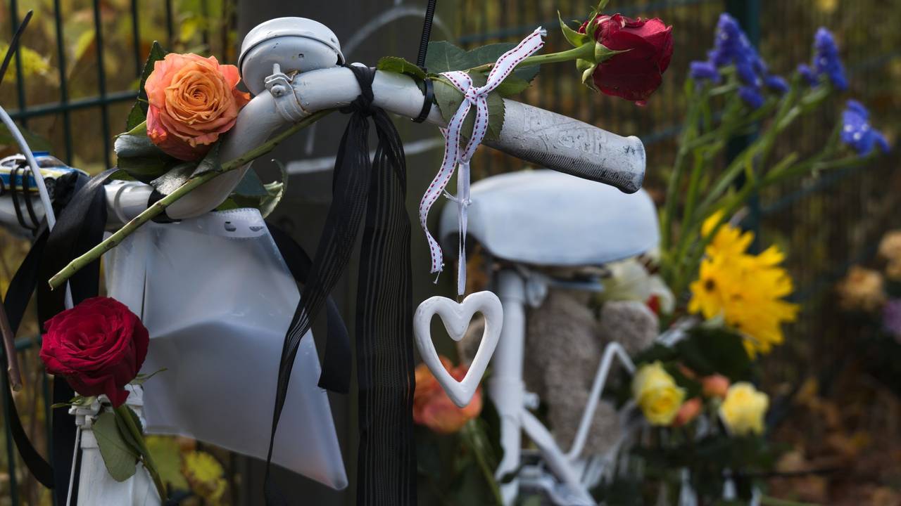 Mahnwache nach tödlichem Fahrradunfall