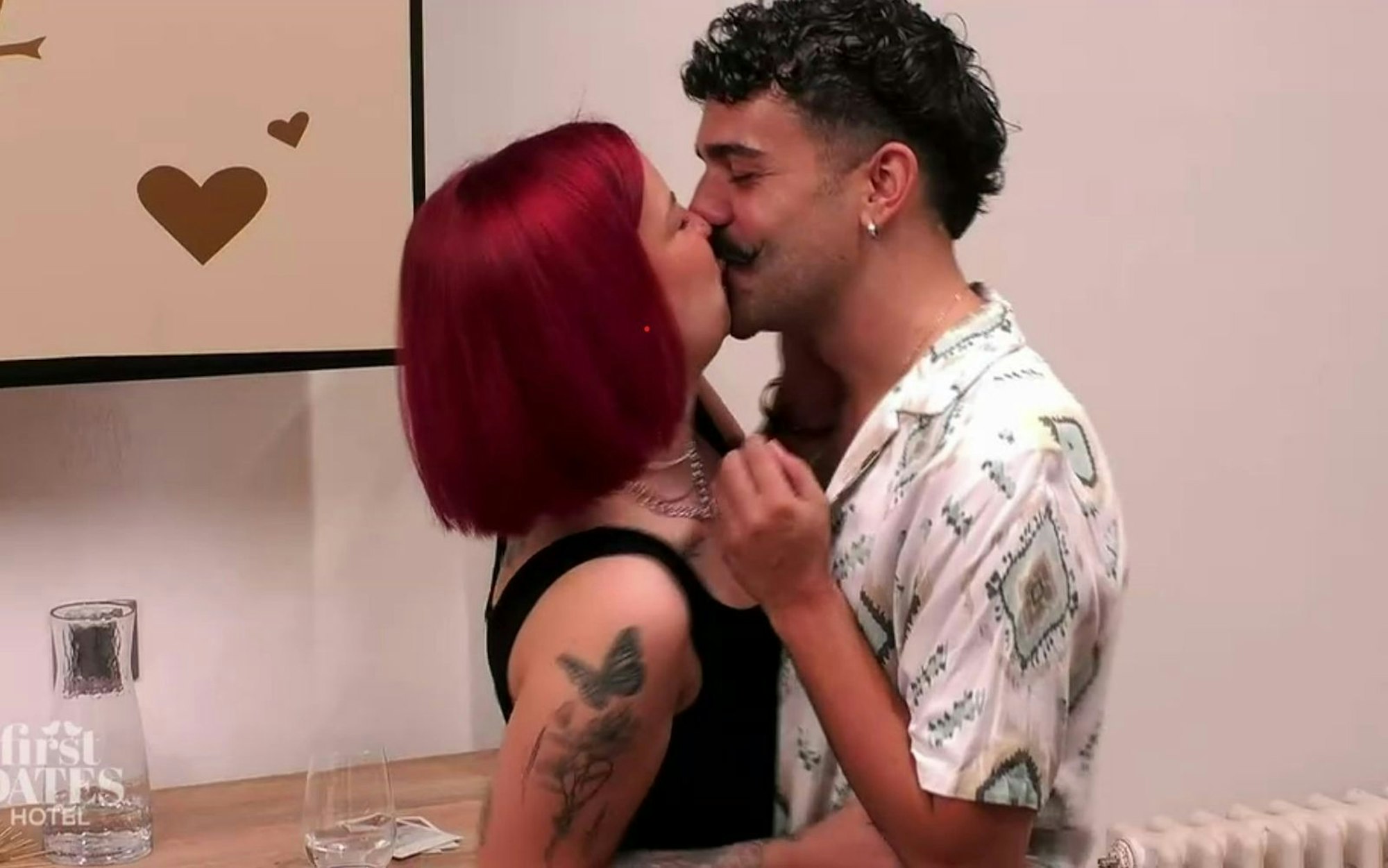 Zwischen Denise und Yoel funkte es im „First Dates Hotel“. (Bild: RTL)