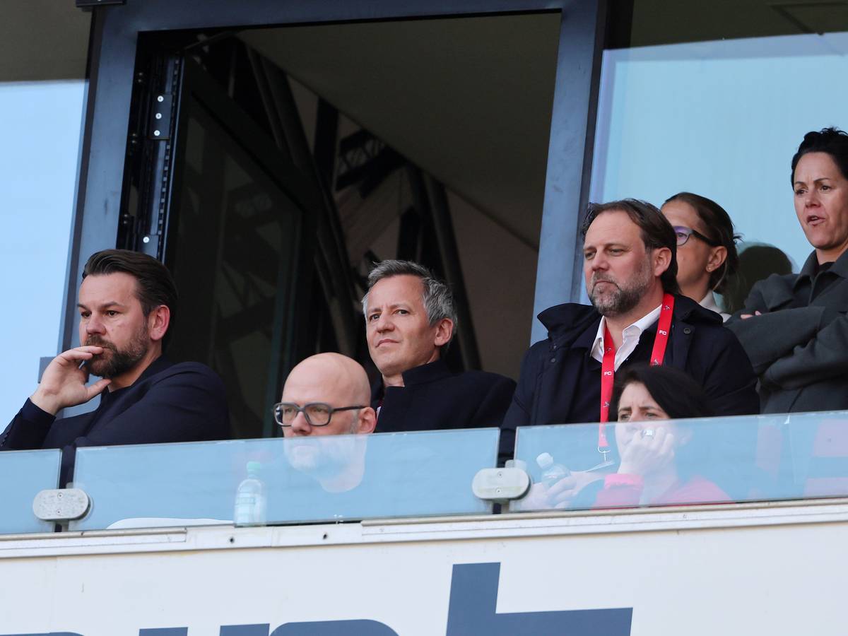 1. FC Köln gegen Bayer Leverkusen, von links: Thomas Kessler, Philipp Türoff, Tim Steidten (1. FC Köln)