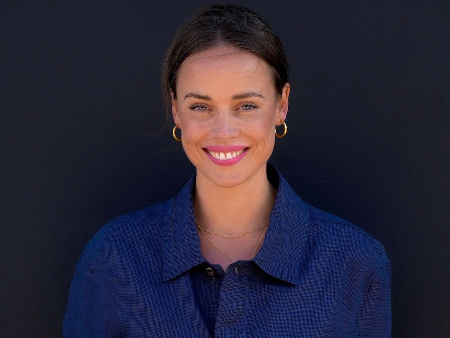 Portait-Foto von Linda-Marlen Leinweber.