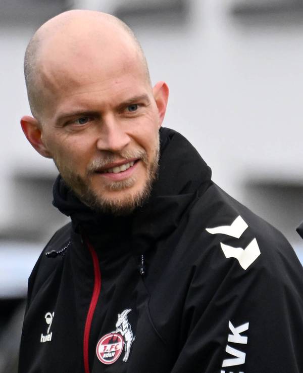 Cheftrainer René Wagner und Sportchef Thomas Kessler beim Training des 1. FC Köln.