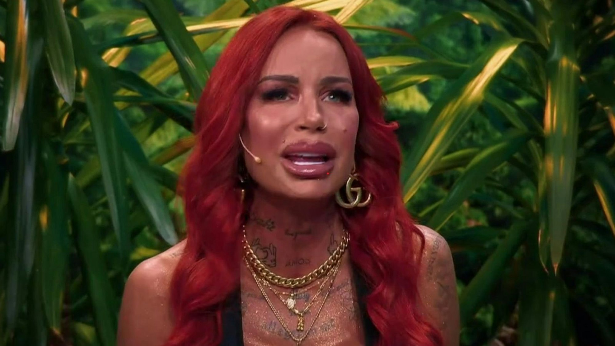 Gina-Lisa Lohfink stürmte beim Wiedersehen von „Realty Queens“ aufgebracht aus dem Studio. (Bild: RTL)