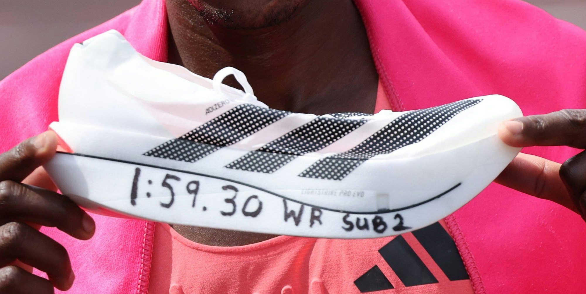 Der Adizero Adios Pro Evo 3 von Adidas ist ein Verkaufsschlager.