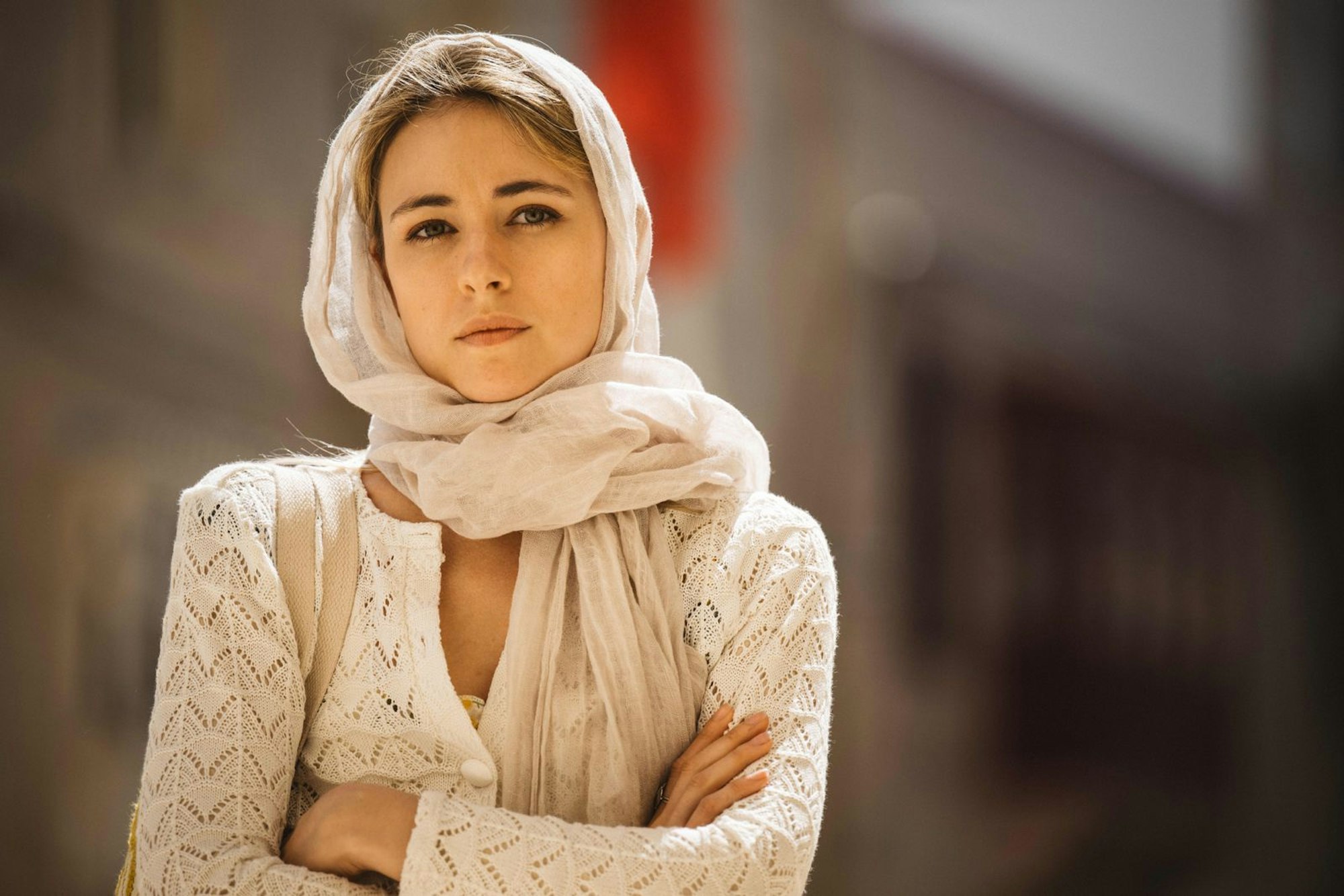 Mit Lena (Alma Prelec) ist es dem britischen Geheimdienst gelungen, eine Agentin als Nanny in der Russenfamilie einzuschleusen. Wie man sich denken kann, ist diese Mission jedoch nicht ohne Risiko. (Bild: Potboiler Productions & All3Media International)