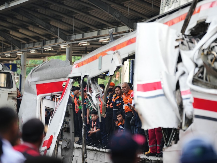 Zugunglück in Indonesien