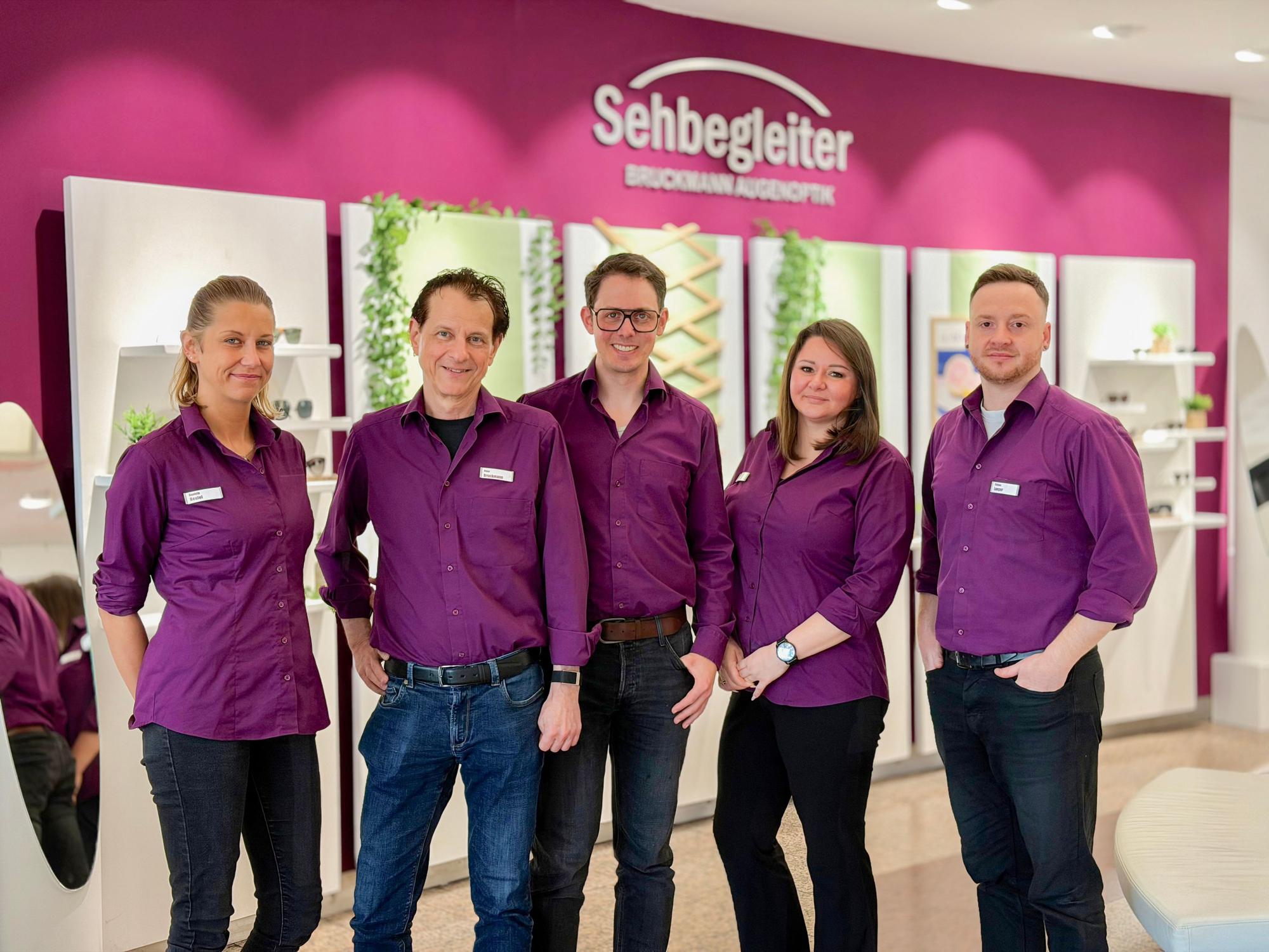 Das Team von „Sehbegleiter Bruckmann Augenoptik“.