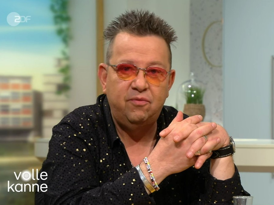 Prinzen-Sänger Sebastian Krumbiegel reagierte bei „Volle Kanne“ auf die Kritik eines ZDF-Zuschauers. (Bild: ZDF)