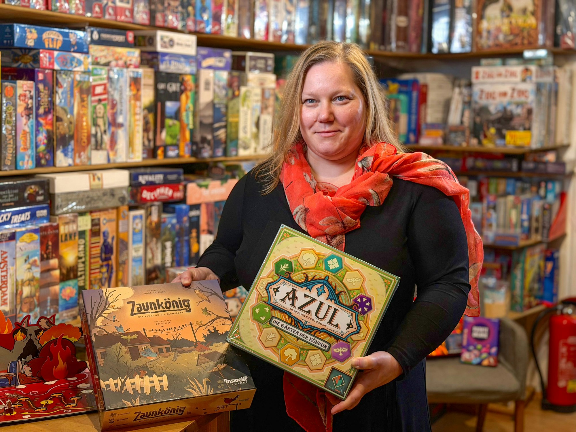 Nadine Pick präsentiert Spiele.