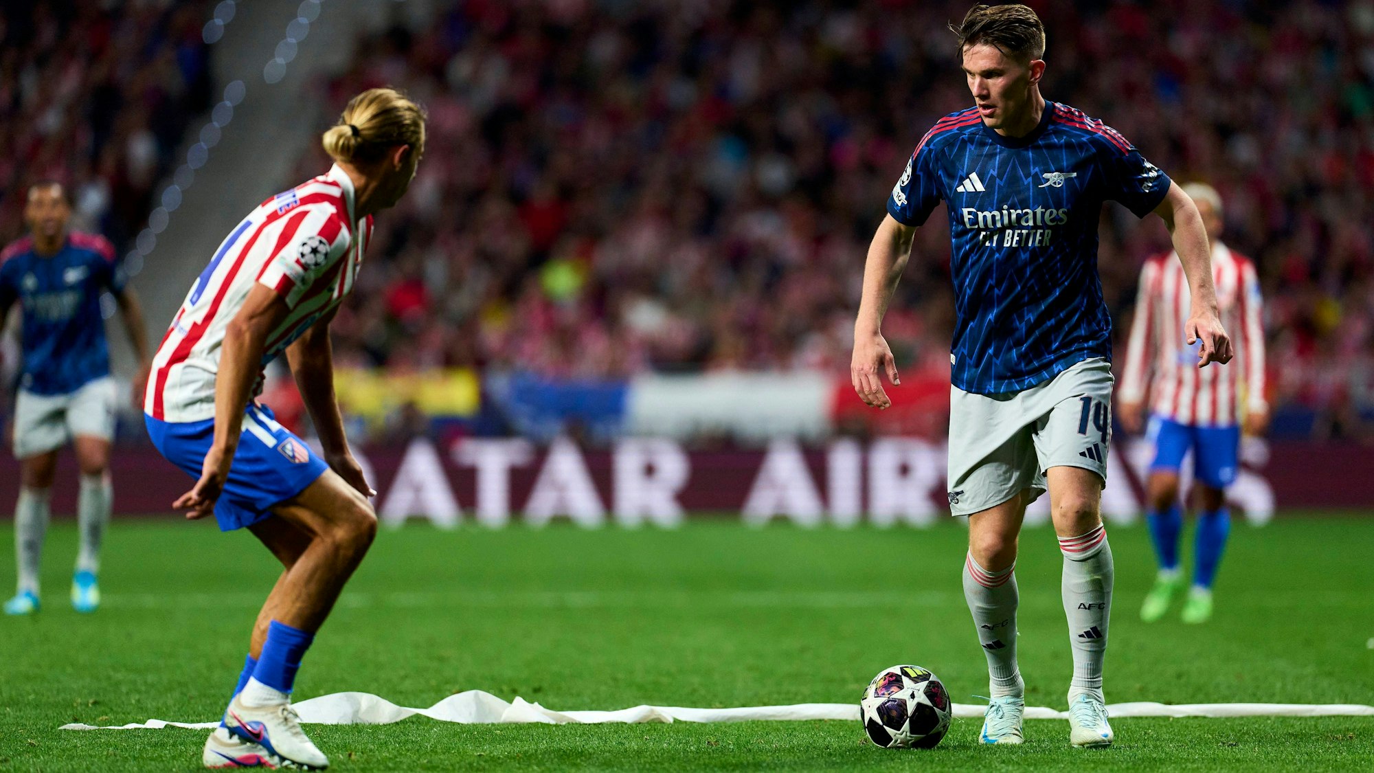 Viktor Gyökeres in Aktion mit Ball.