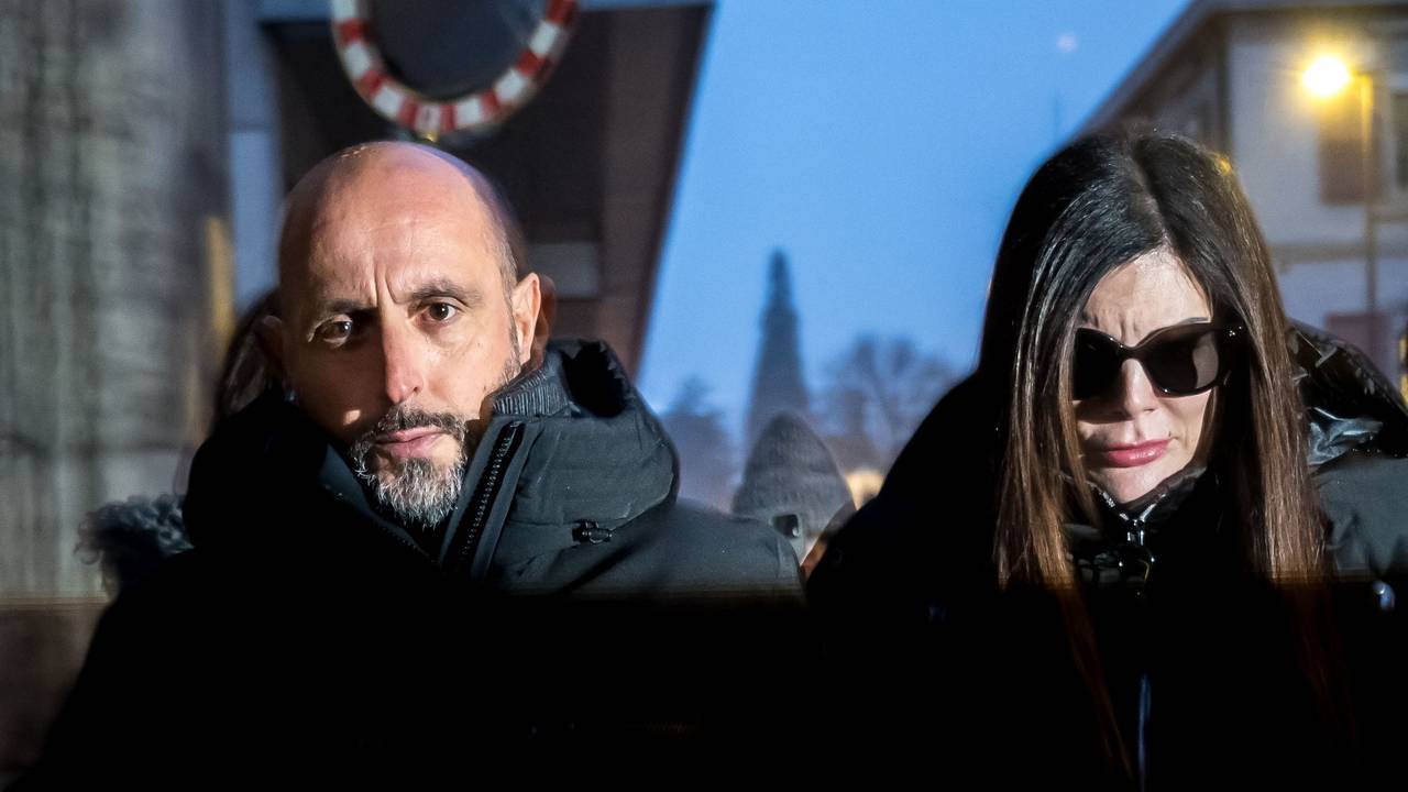 Die Besitzer der Bar „Le Constellation“ in Crans-Montana, Jacques und Jessica Moretti, im Februar 2026.