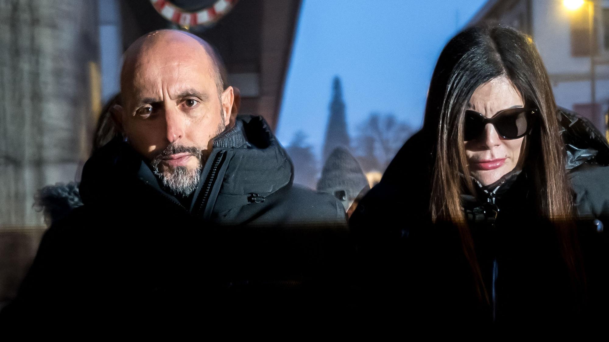 Die Besitzer der Bar „Le Constellation“ in Crans-Montana, Jacques und Jessica Moretti, im Februar 2026.