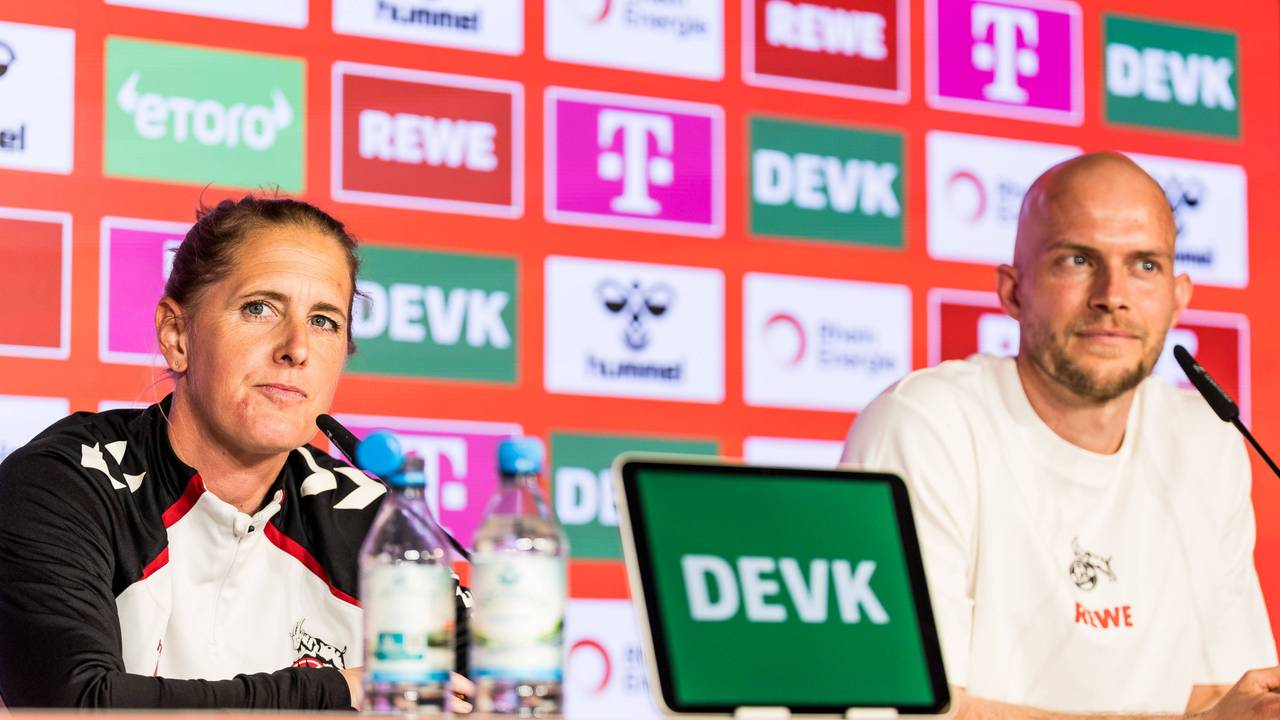 Frauen-Trainerin Britta Carlson und Männer-Coach René Wagner bei der Pressekonferenz des 1. FC Köln.