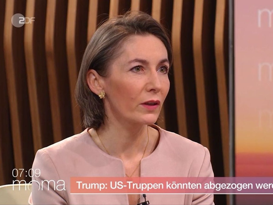 „Die Europäer, auch Deutschland, hängen zu weiten Teilen in der Verteidigungsfähigkeit von den USA ab“, erklärte Sicherheitsexpertin Claudia Major im ZDF-“Morgenmagazin“. (Bild: ZDF)