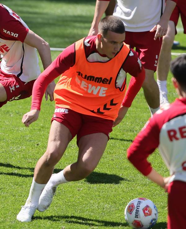 Said El Mala (1. FC Köln) beim Training in Aktion.