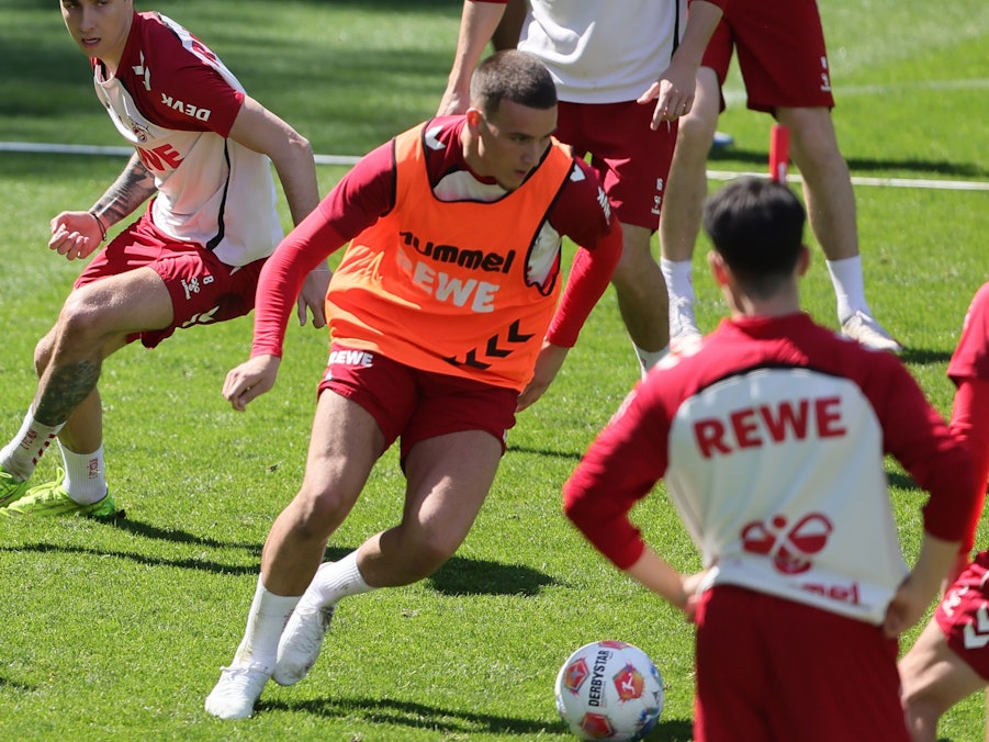 Said El Mala (1. FC Köln) beim Training in Aktion.