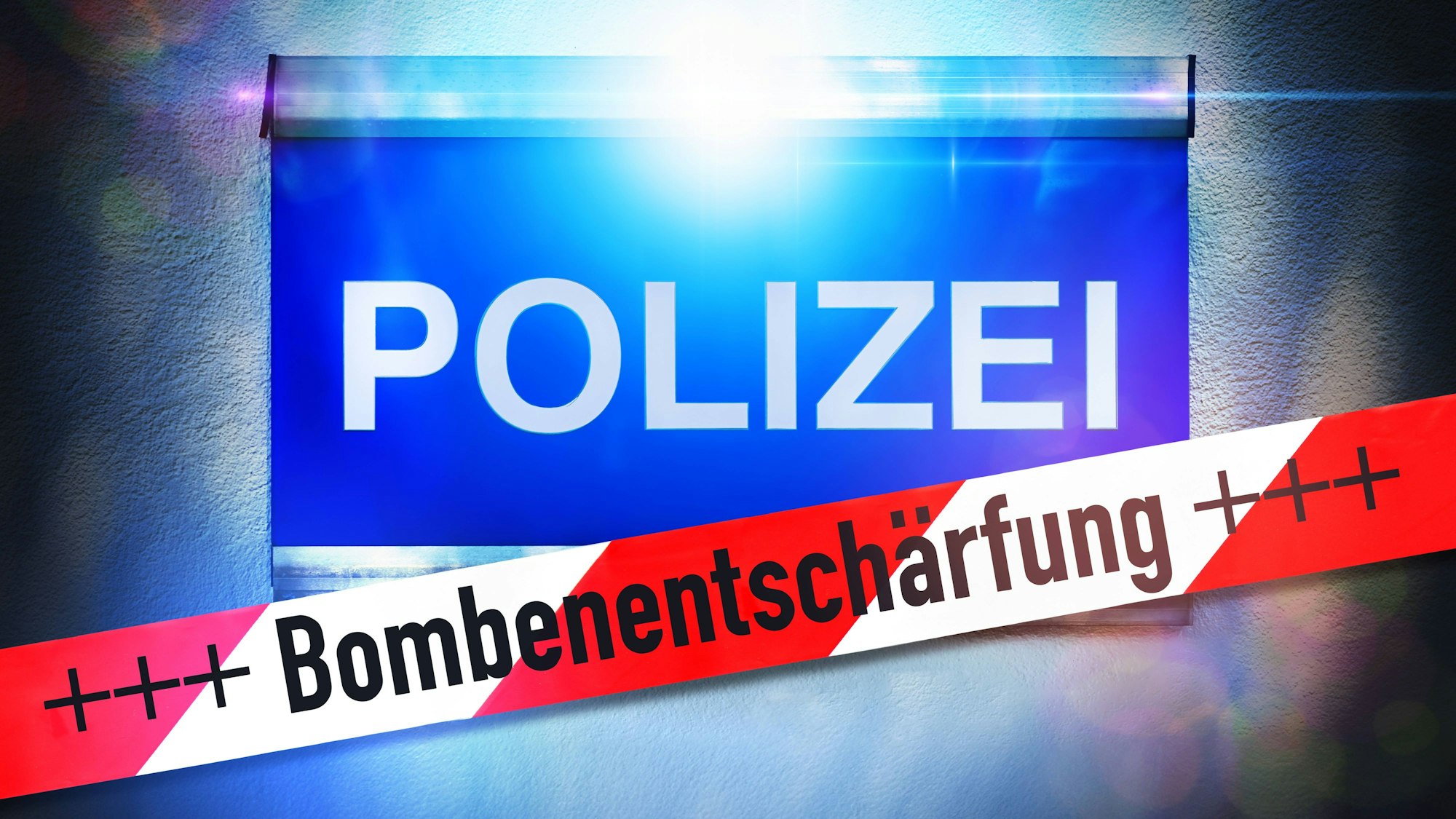Polizeischild, Blaulicht und Absperrband Bombenentschärfung