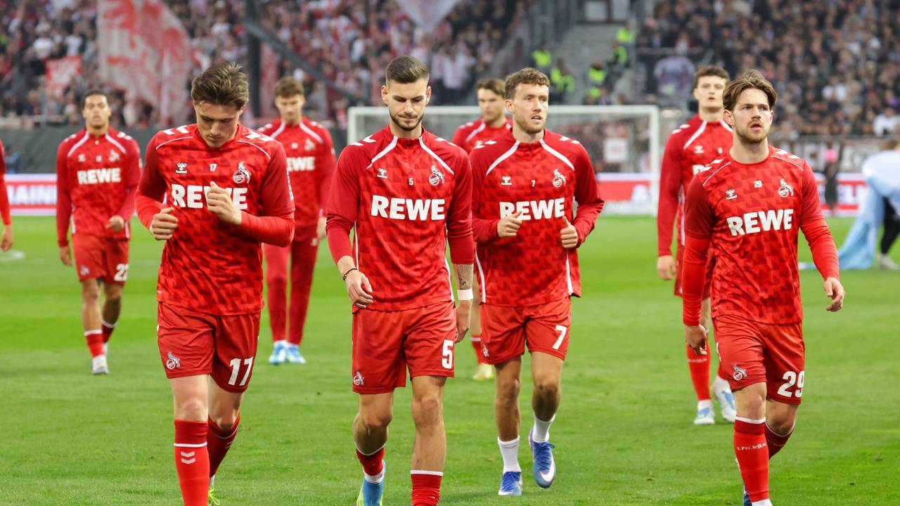 FC-Spieler beim Aufwärmen.