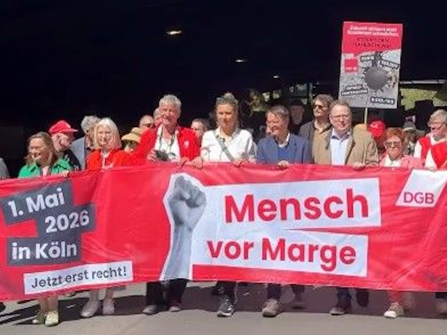Oberbürgermeister Torsten Burmester bei einer Mai-Kundgebung in Köln.