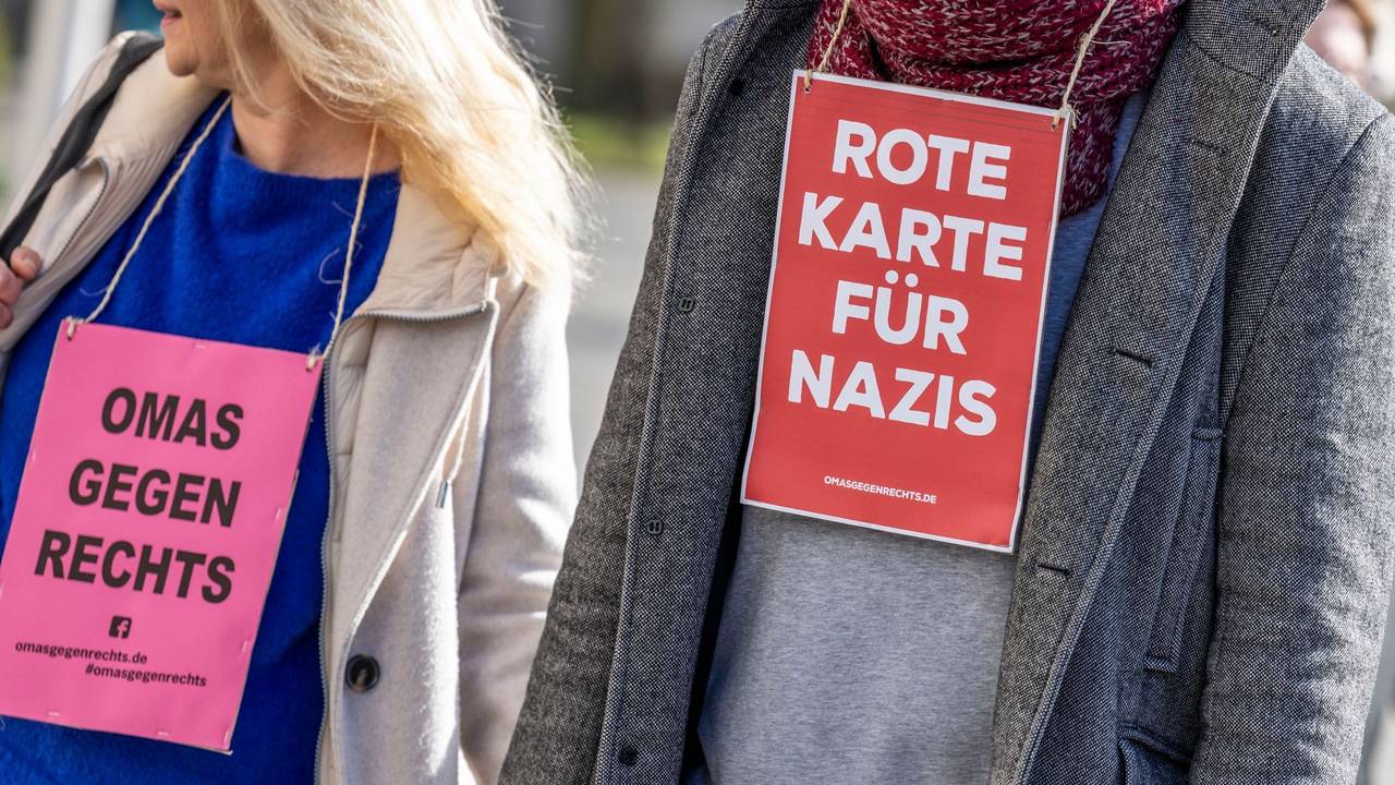 Demonstration gegen Rechts