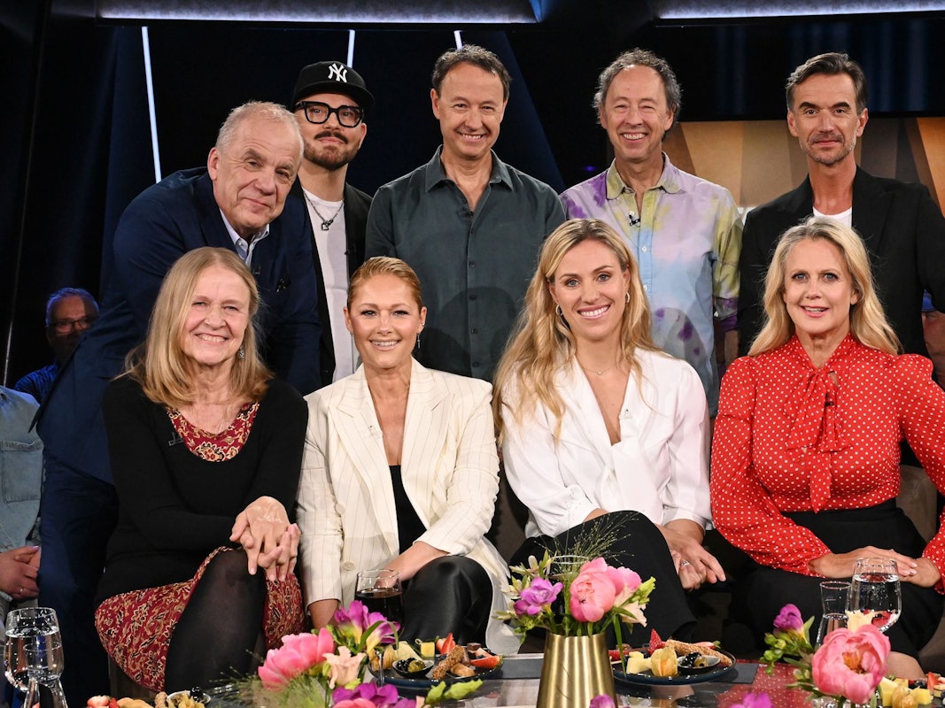 Cornelia Funke, Helene Fischer, Angelique Kerber, Barbara Schöneberger (vorn v.r.n.l.), Hubertus Meyer-Burckhardt, Armin Morbach, Frederik Braun, Gerrit Braun, Florian Silbereisen (hinten v.l.n.r.)