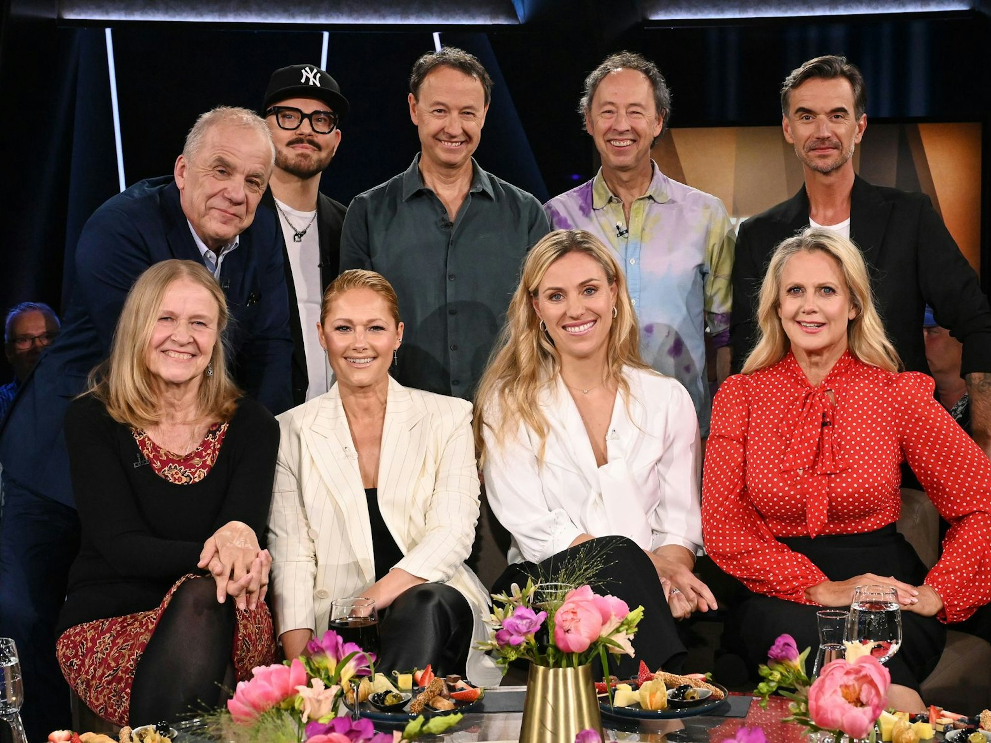 Cornelia Funke, Helene Fischer, Angelique Kerber, Barbara Schöneberger (vorn v.r.n.l.), Hubertus Meyer-Burckhardt, Armin Morbach, Frederik Braun, Gerrit Braun, Florian Silbereisen (hinten v.l.n.r.)