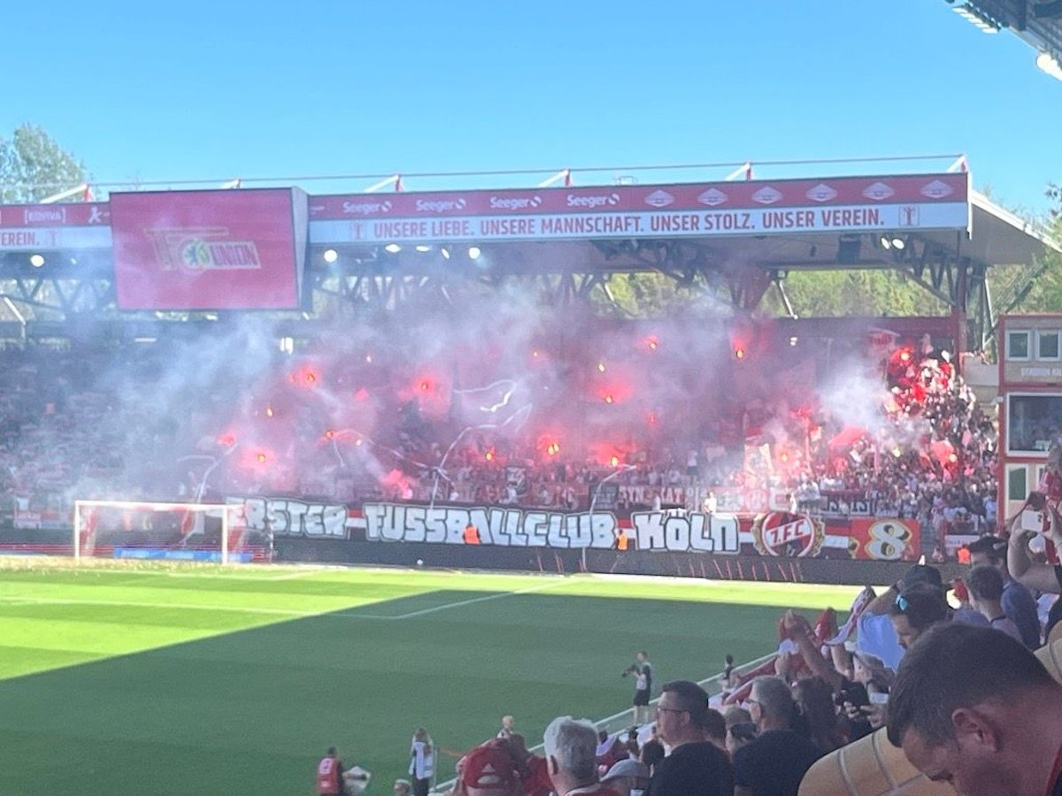 Pyro der Kölner bei Union Berlin