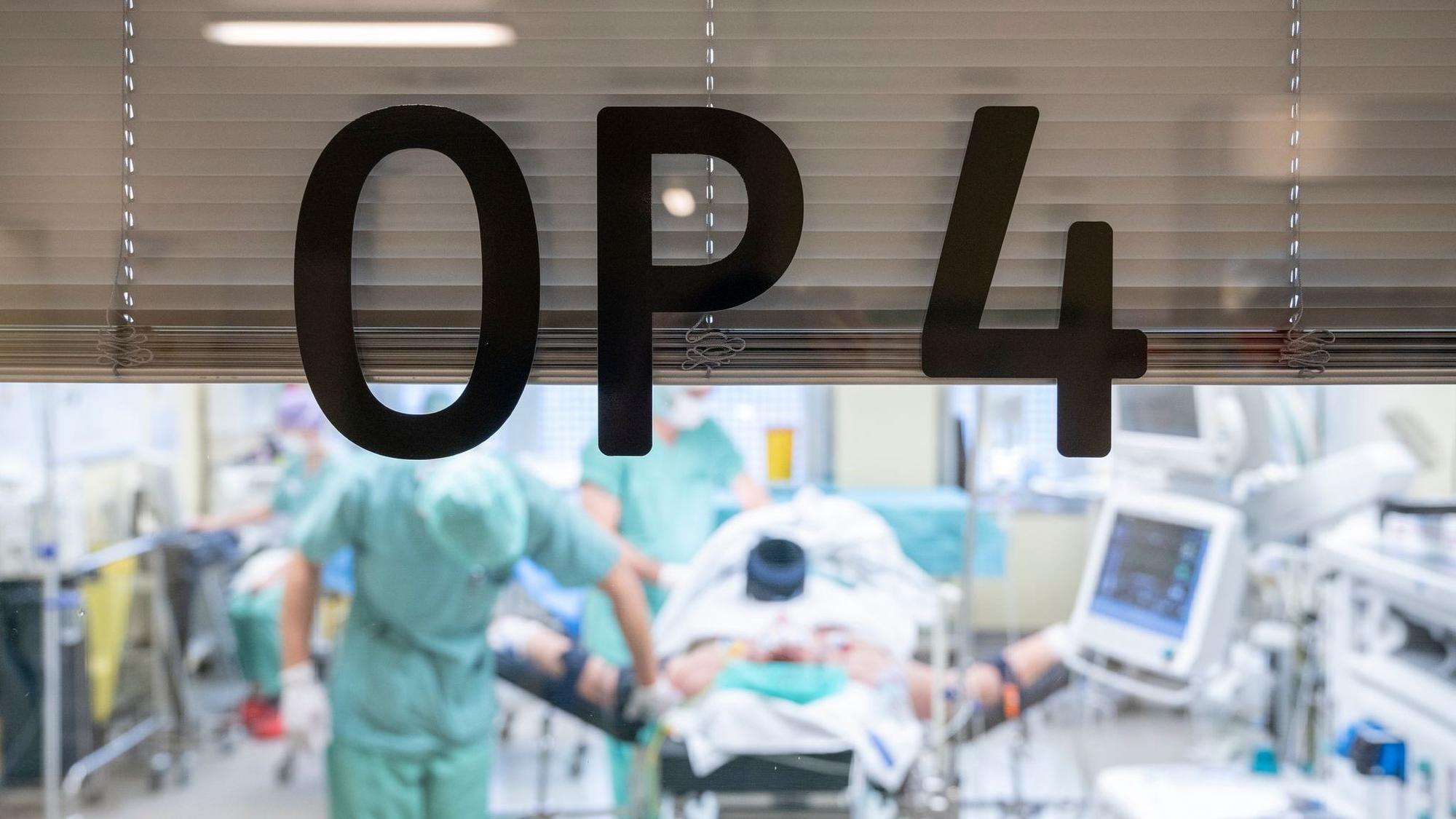 Operation im Krankenhaus