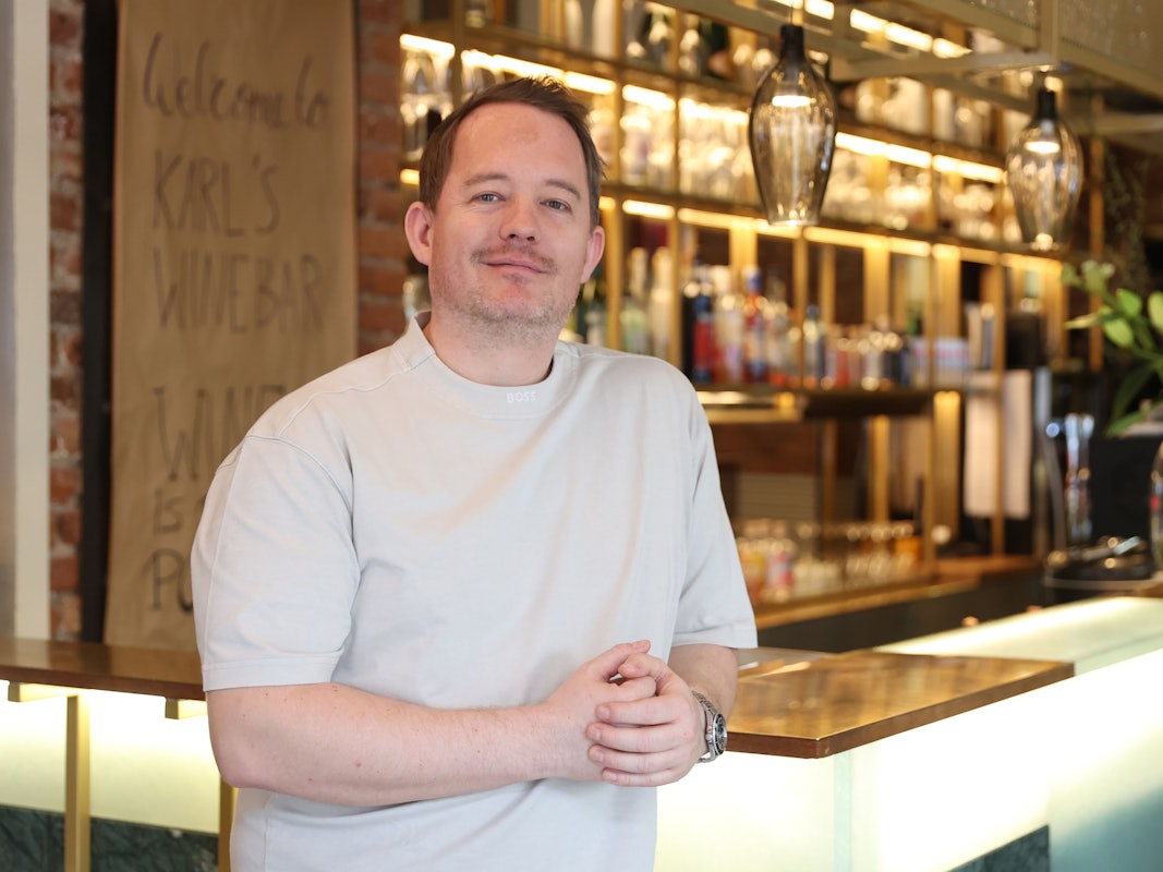 26.02.2026 Gastrokritik von Carsten Henn („Henns Geschmackssache“) über „Karls Weinbar“ in der Venloer Str. 583 in Ehrenfeld. Betreiber Alexander Marx. Foto: Martina Goyert