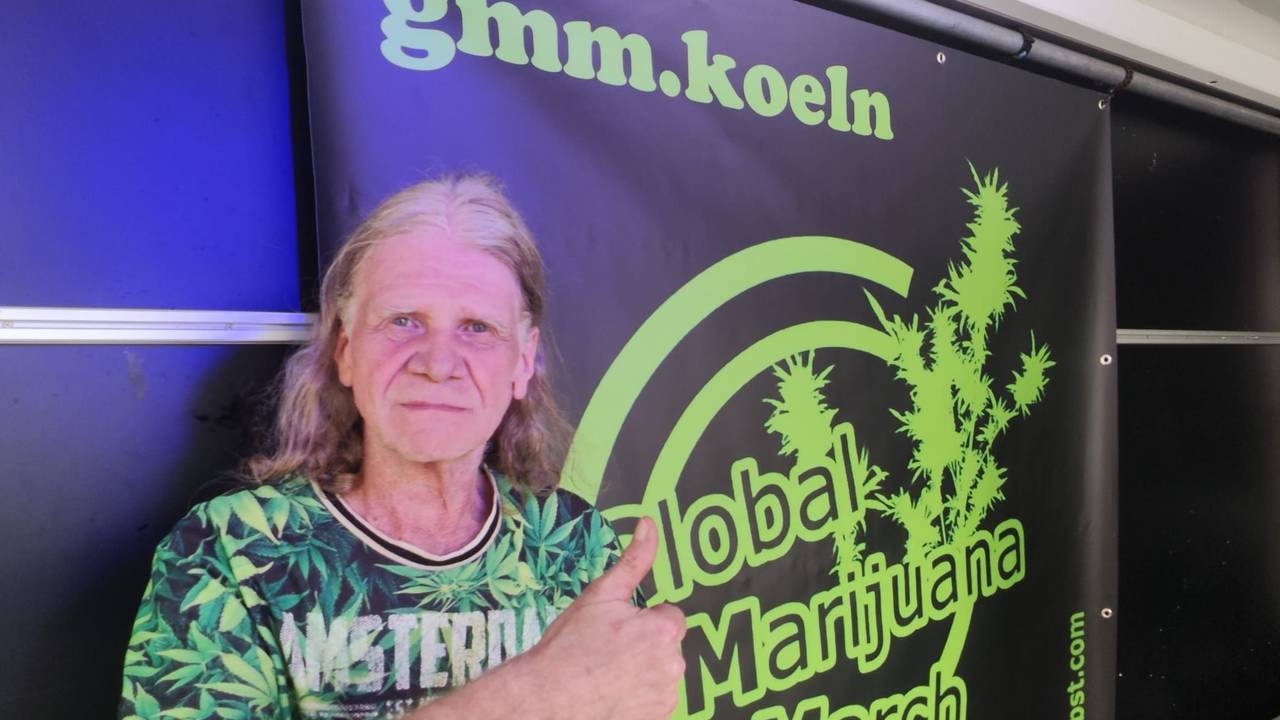 Anmelder der Kundgebung: Willie Obst (Vorsitzender Cannabis Solutions Cologne e. V.)