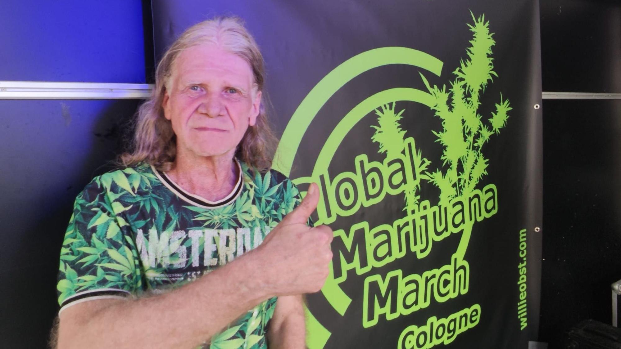 Anmelder der Kundgebung: Willie Obst (Vorsitzender Cannabis Solutions Cologne e. V.)