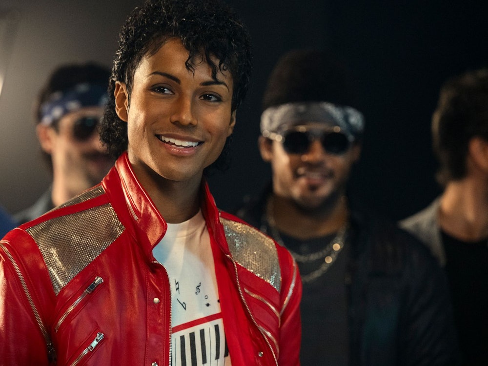 Jafaar Jackson, der Neffe von Michael Jackson, schlüpft in „Michael“ in die Rolle des größten Popstars aller Zeiten. (Bild: Lionsgate/Glen Wilson)
