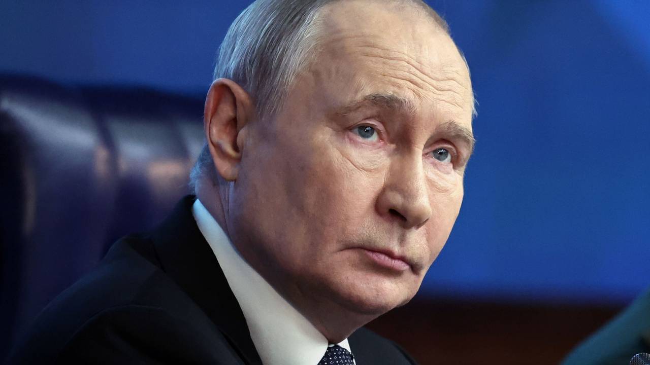 Der russische Präsident Wladimir Putin nimmt an der jährlichen Vorstandssitzung des Verteidigungsministeriums in Moskau teil.