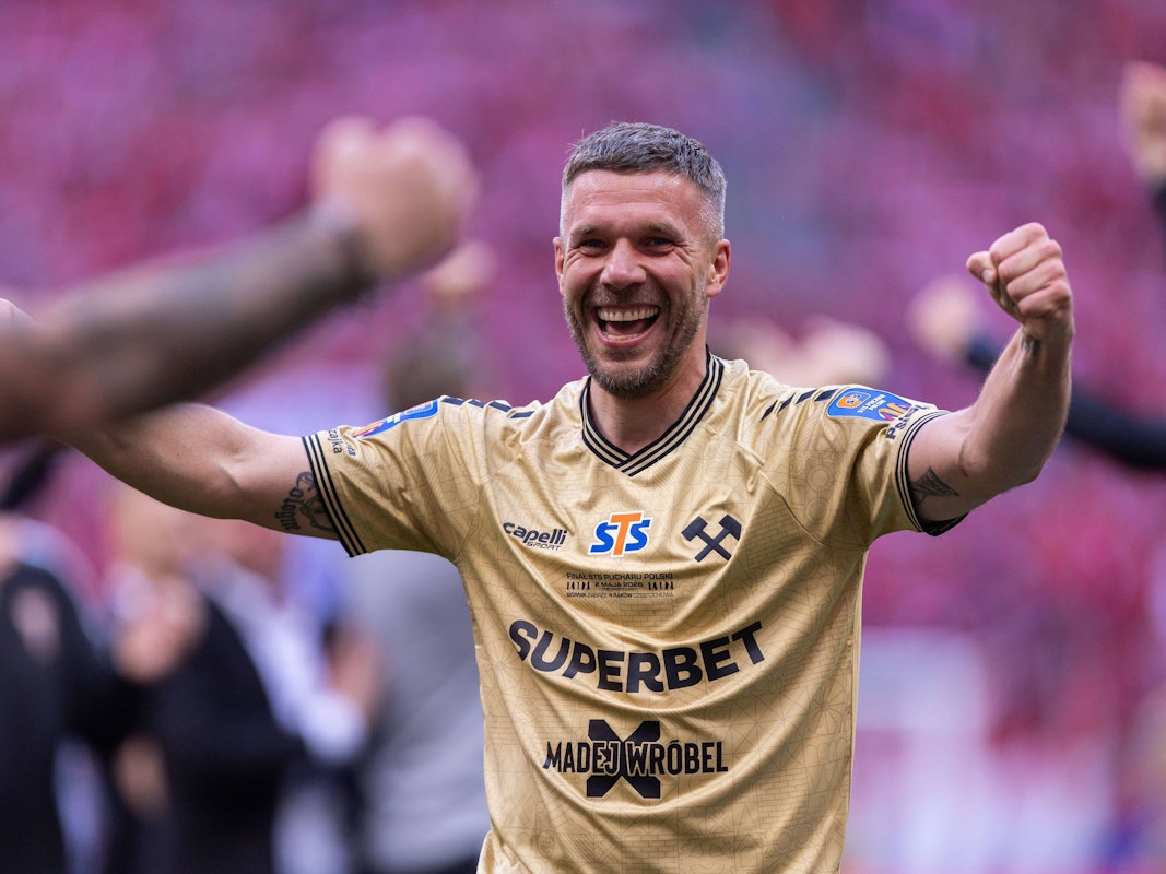 Jubel von Lukas Podolski nach dem Pokalsieg.