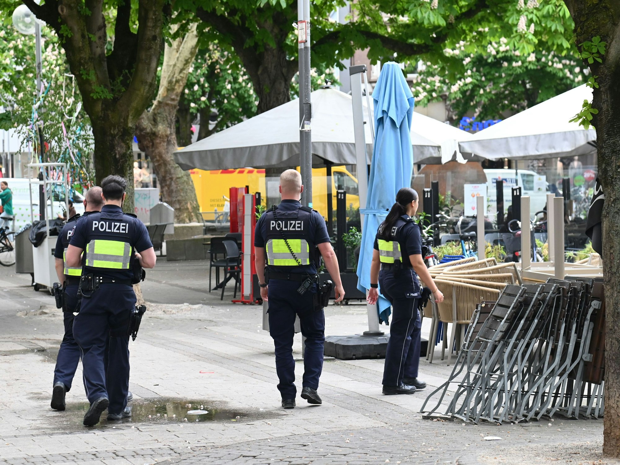 Der Friesenplatz ist zum neuen Treffpunkt der Drogenszene geworden.