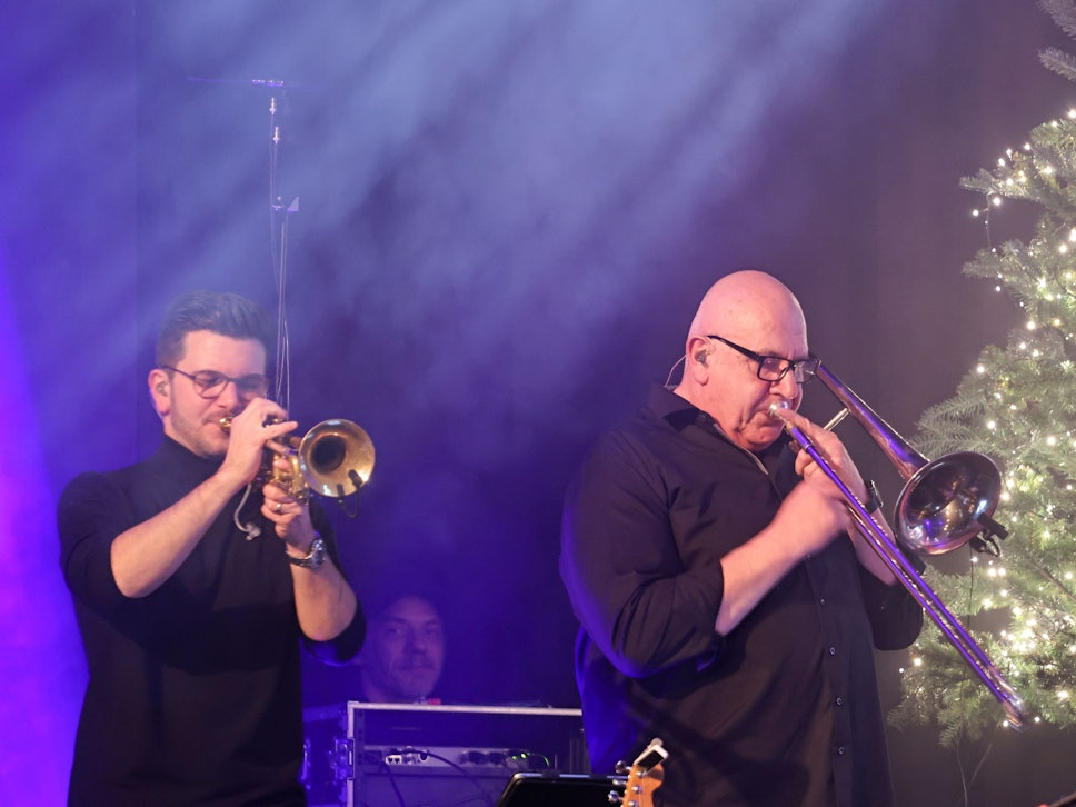 Michael Kuhl an der Trompete und „Richie“ Hellenthal an der Posaune