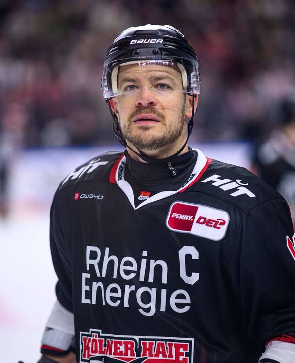 Moritz Müller für die Kölner Haie auf dem Eis.