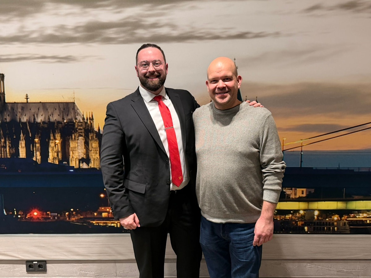 Alexander Heister und Stefan Wolter von der Willi-Ostermann-Gesellschaft.