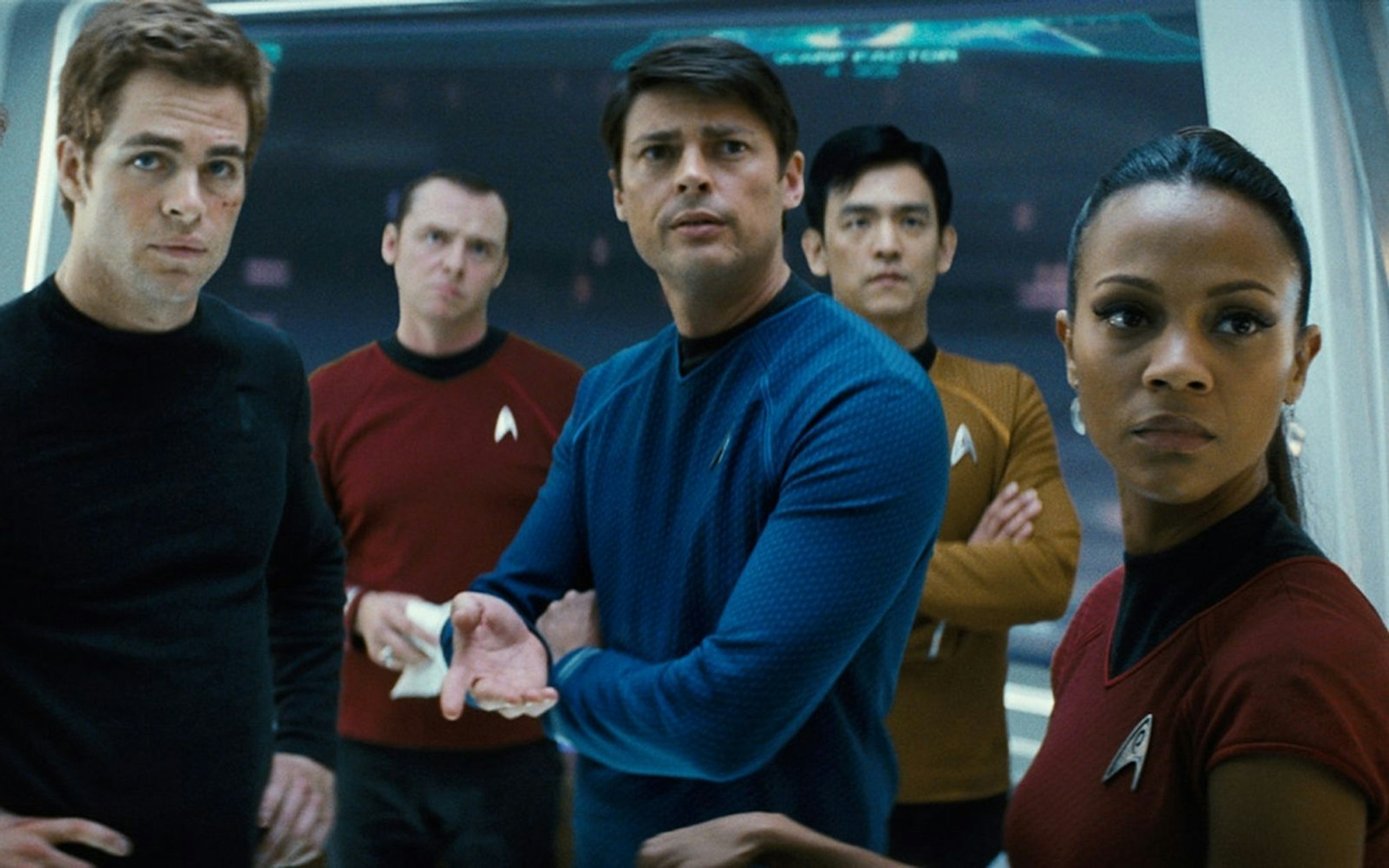 Als Bordarzt Leonard „Pille“ McCoy (Bild, Mitte) war Karl Urban Teil der neuen „Star Trek“-Crew. (Bild: ProSieben / Paramount Pictures)