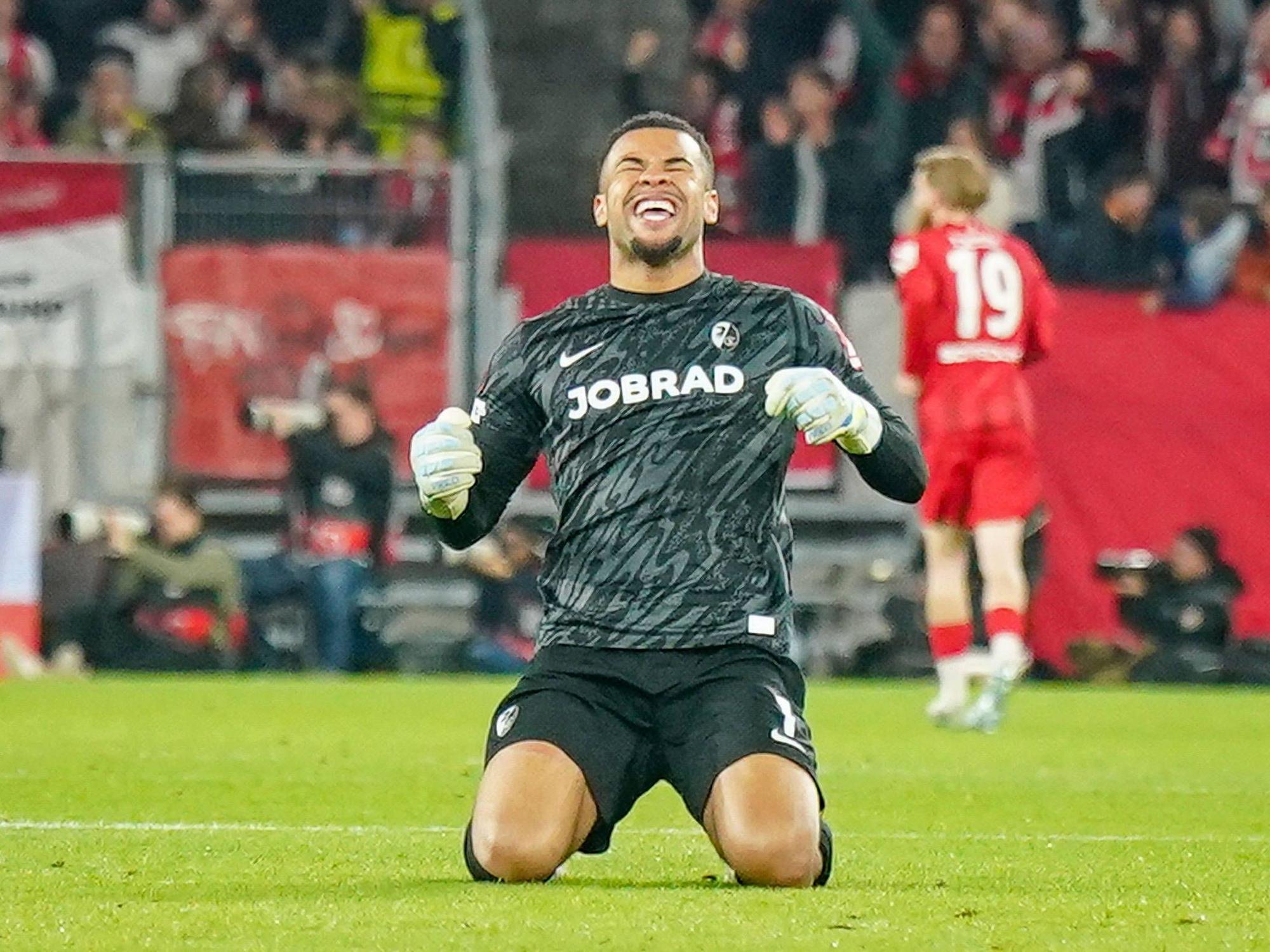Freiburg-Torhüter Noah Atubolu